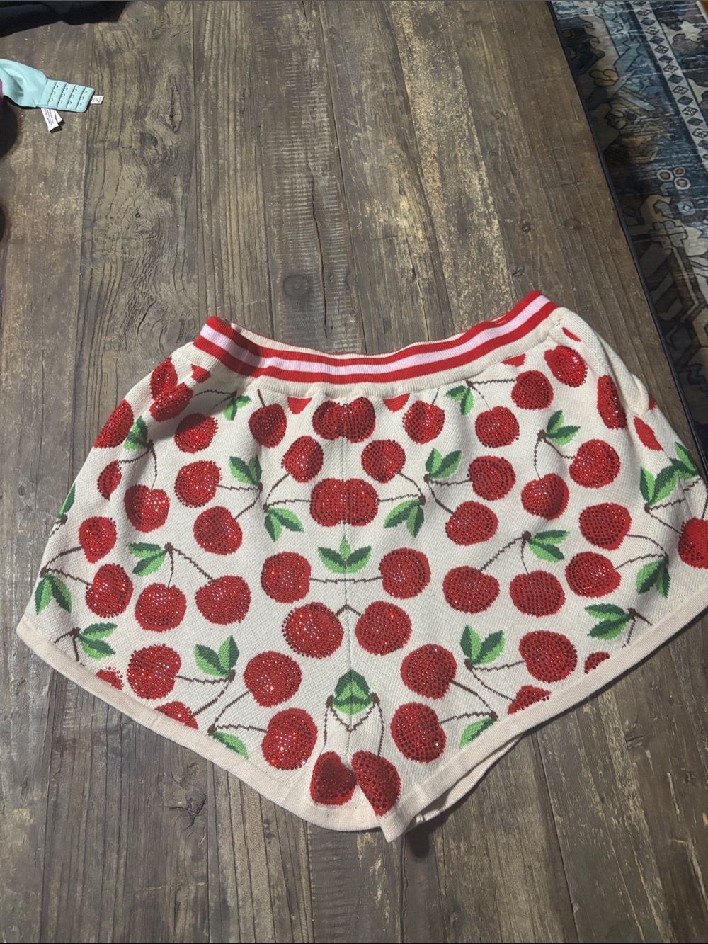 QUEEN OF SPARKLES Cream Knit Cherry-Print Shorts with Red Accents